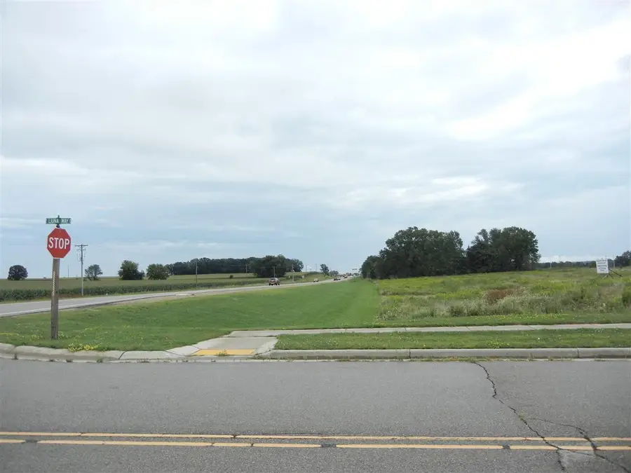 4620 Liuna Way, Deforest, WI 53532 - #2