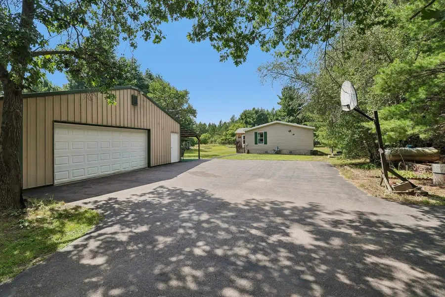 2765 2nd Avenue, Oxford, WI 53952 - #2