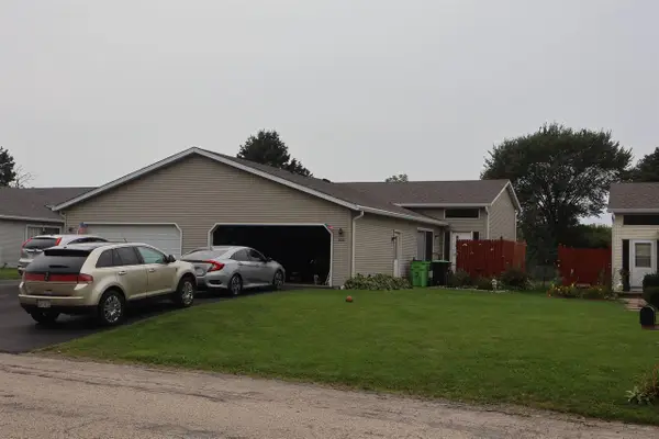 204-206 Eilbes Avenue, Beaver Dam, WI 53916