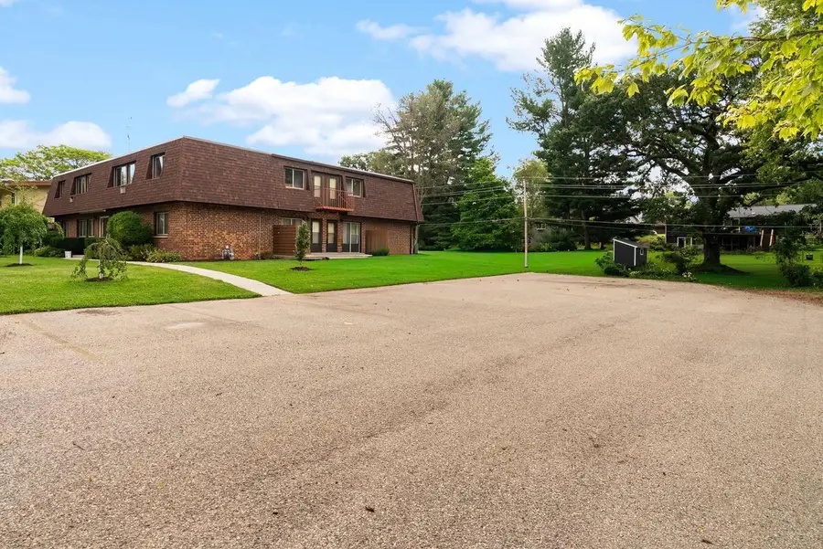 2512 Valley Street, Cross Plains, WI 53528 - #2