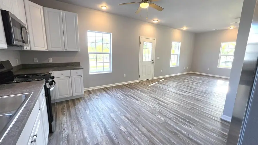 606 W Delavan Drive, Janesville, WI 53548 - #2