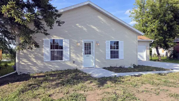 632 W Delavan Drive, Janesville, WI 53548
