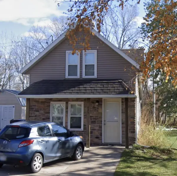 425 N Main Street, Fall River, WI 53932