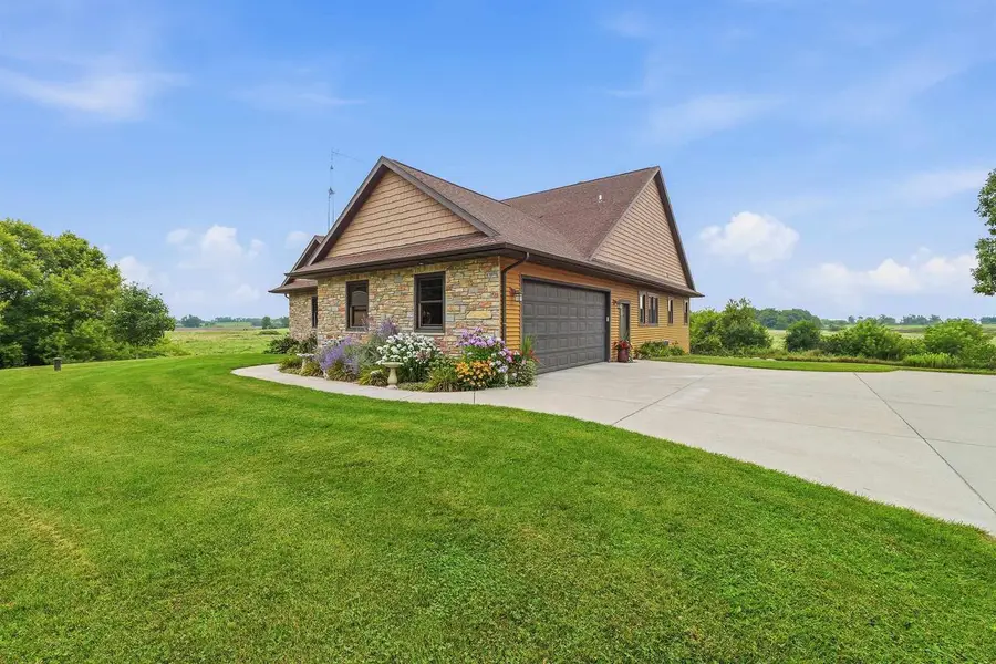 W6068 Neitzel Road, Waupun, WI 53963 - #2
