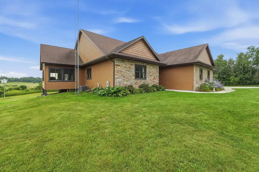 W6068 Neitzel Road, Waupun, WI 53963 - #3