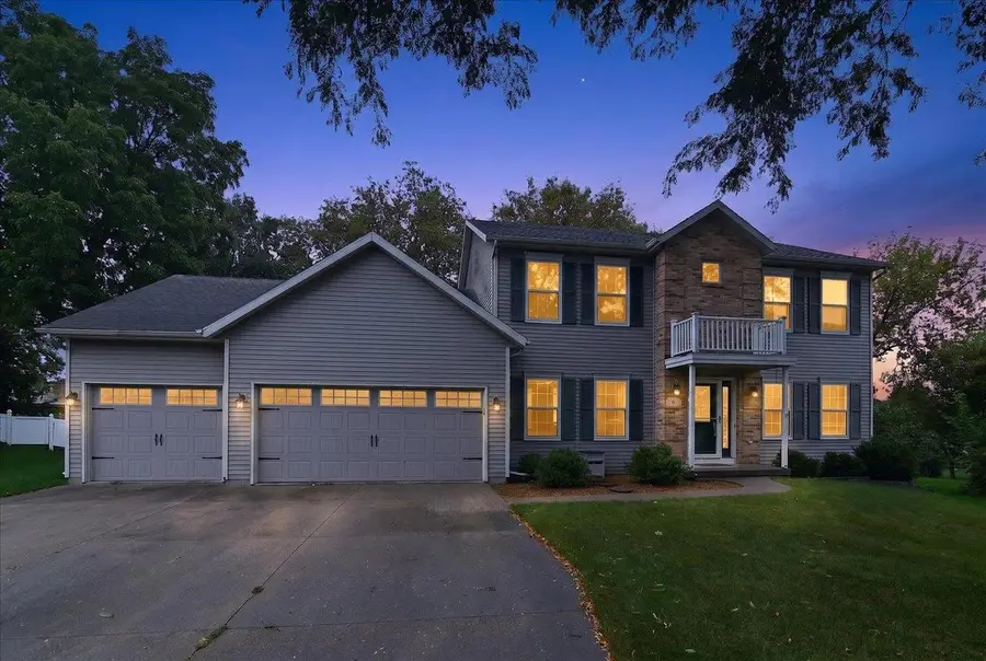 6 Fredericksburg Court, Madison, WI 53718 - #2