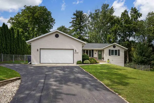 1015 N Willard Avenue, Janesville, WI 53545