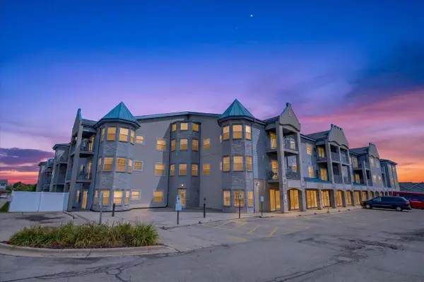 2320 Jackson Street #102, Stoughton, WI 53589