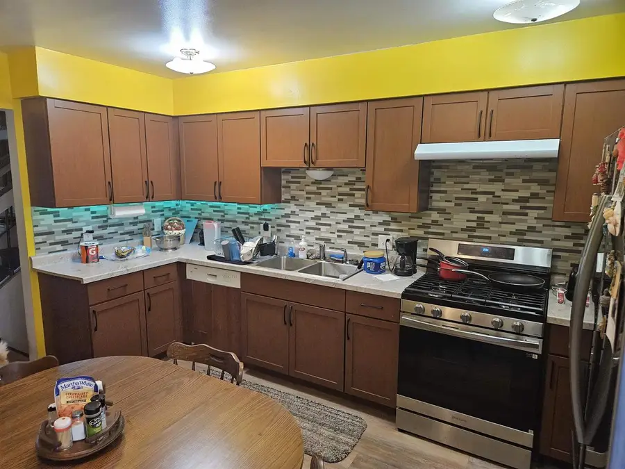 W7254 S Oak Ridge Court, Poynette, WI 53955 - #2