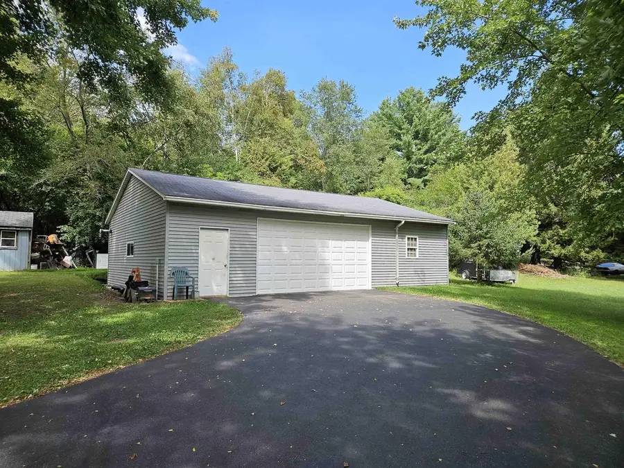 W7254 S Oak Ridge Court, Poynette, WI 53955 - #3