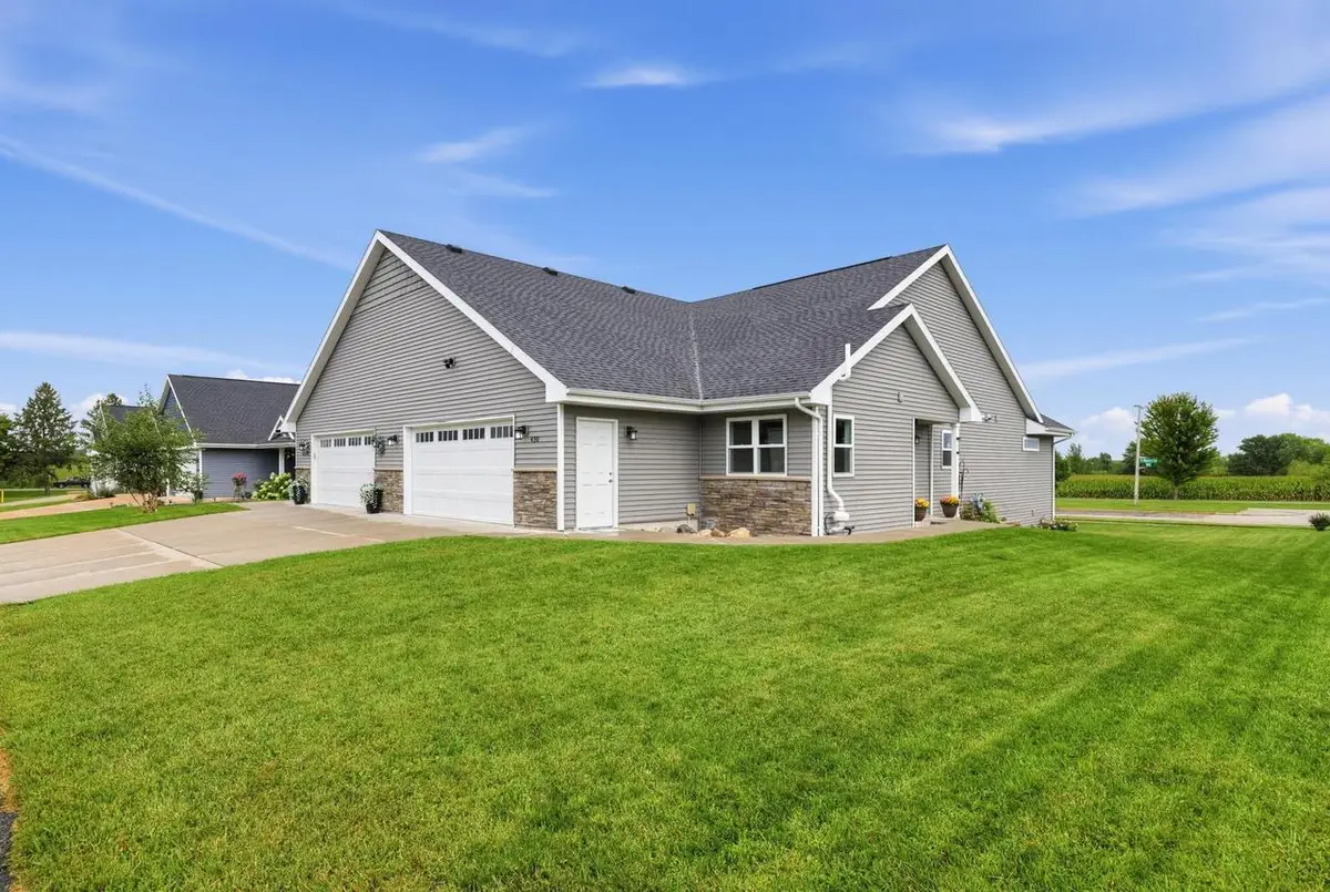 450 Ithaca Court, Oregon, WI 53575 - #1