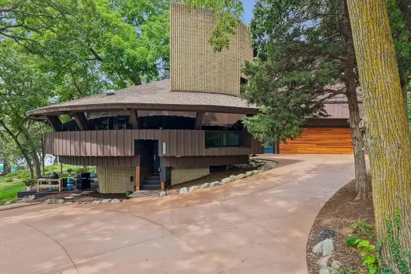 W9225 Ripley Road, Cambridge, WI 53523