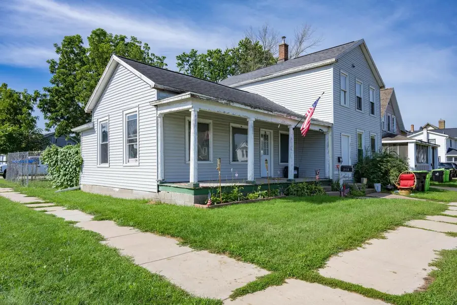 203 W Bridge Street, New Lisbon, WI 53950 - #2