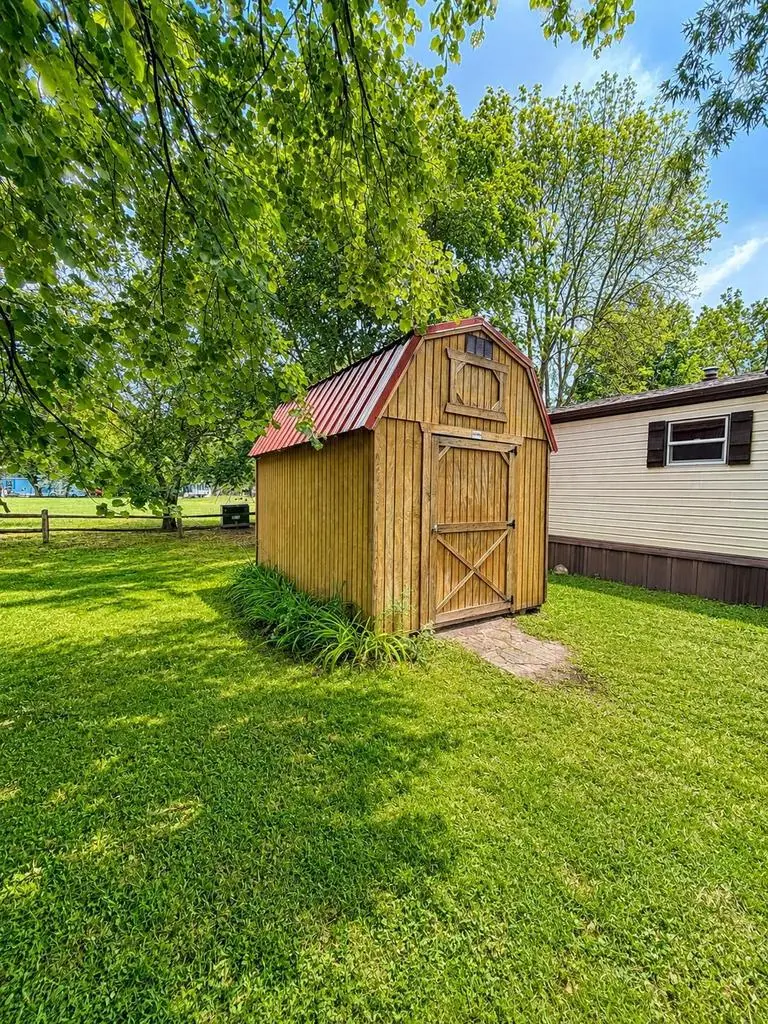 119 Oak Park Drive, Menasha, WI 54952 - #2