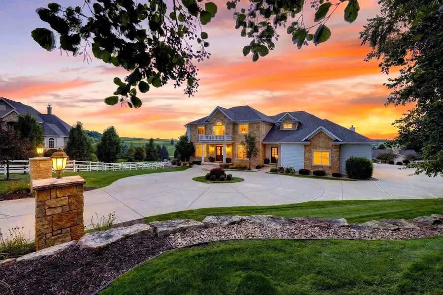4908 Winners Circle, Middleton, WI 53562 - #2