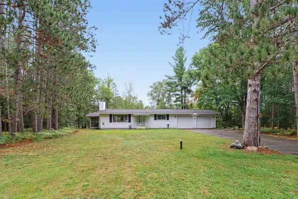 6096 River Road, Eagle River, WI 54521