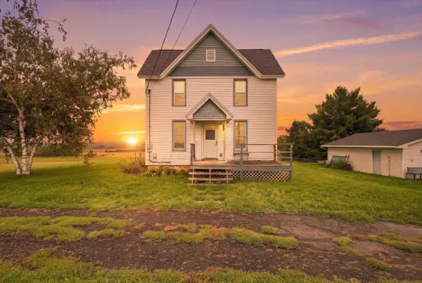 596 Portland Road, Waterloo, WI 53594