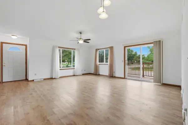 213 HJEMDAL Lane, Deerfield, WI 53531