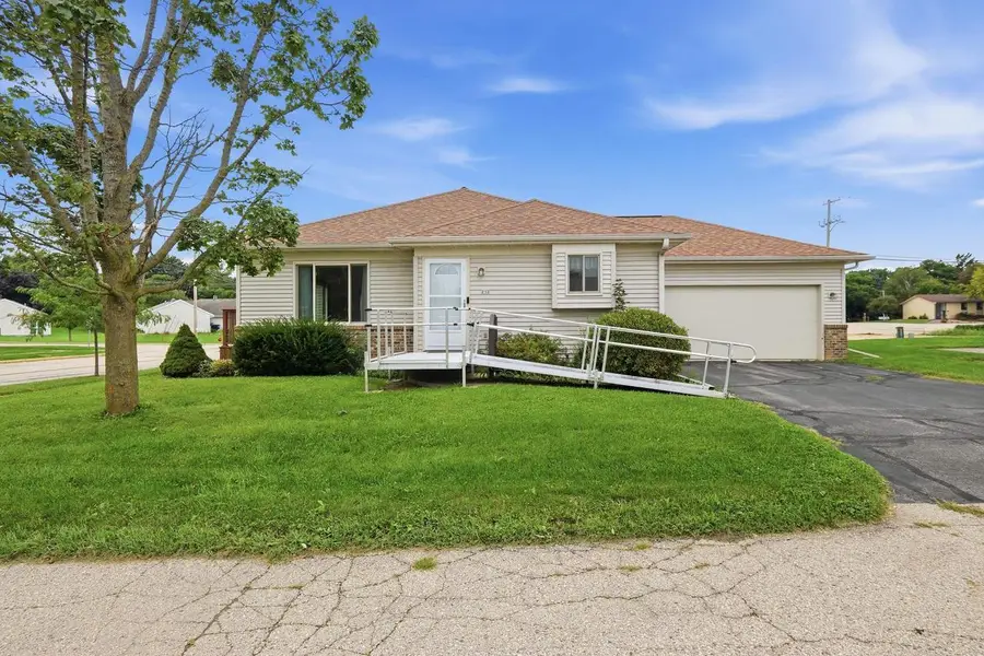 213 HJEMDAL Lane, Deerfield, WI 53531 - #3