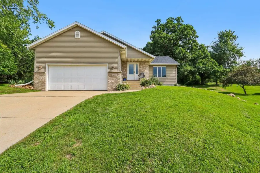 10872 Blue Mountain Avenue, Blue Mounds, WI 53517 - #2