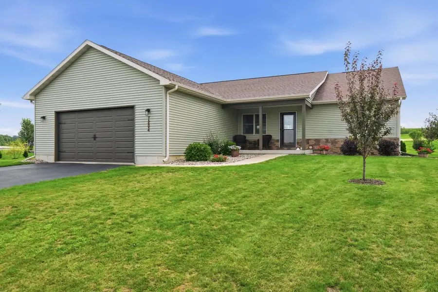 7204 Linsley Lane, Sauk City, WI 53583 - #3