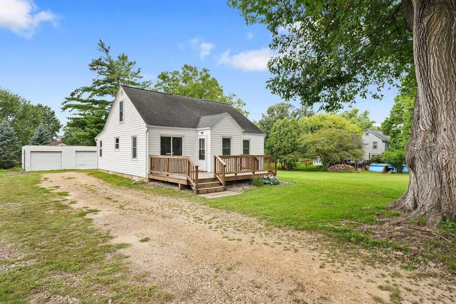 6281 Portage Road, Deforest, WI 53532 - #2