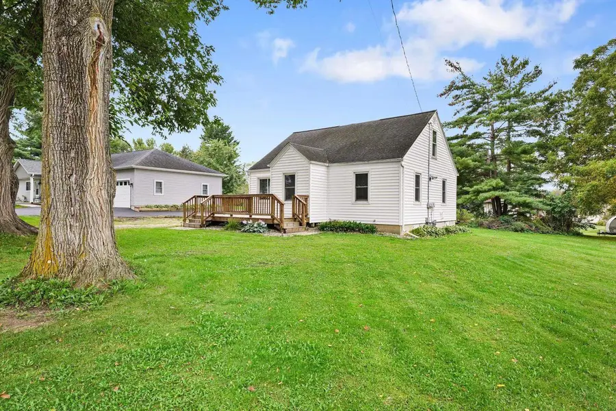 6281 Portage Road, Deforest, WI 53532 - #3