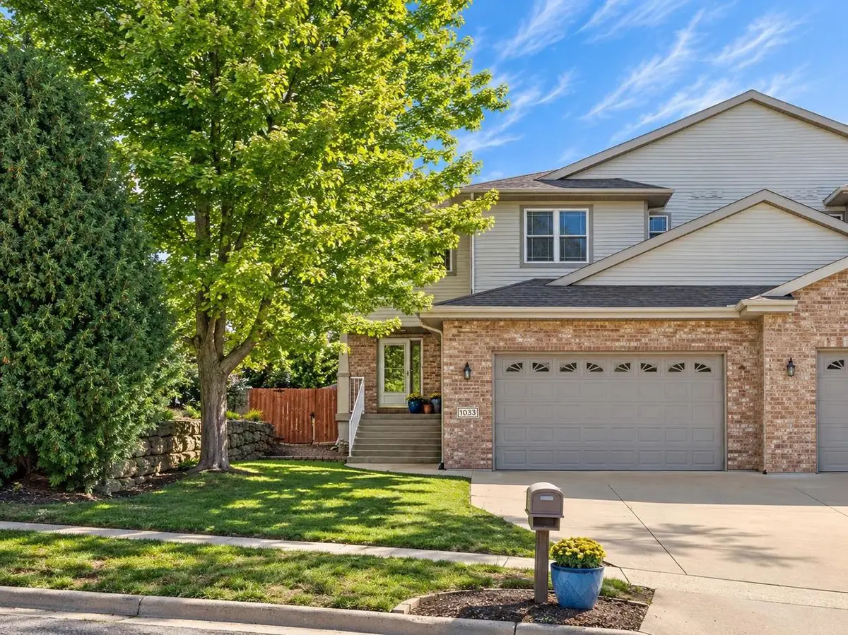 1033 Vista Ridge Drive, Mount Horeb, WI 53572 - #1