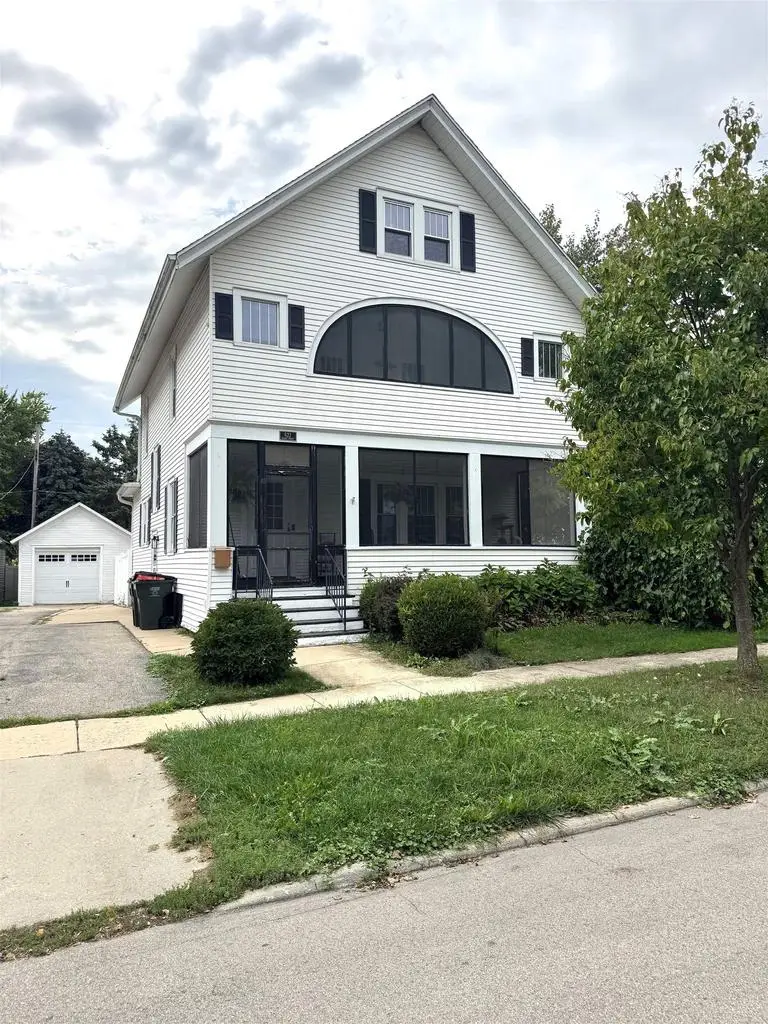 622 Grant Street, Fort Atkinson, WI 53538 - #1