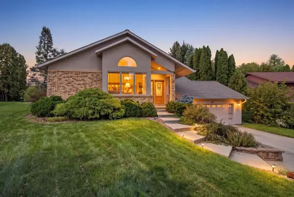 10 Apple Hill Circle, Madison, WI 53717
