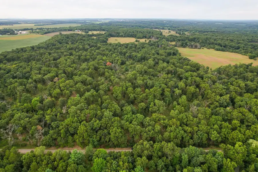 000 Fur Drive, Wisconsin Dells, WI 53965 - #3