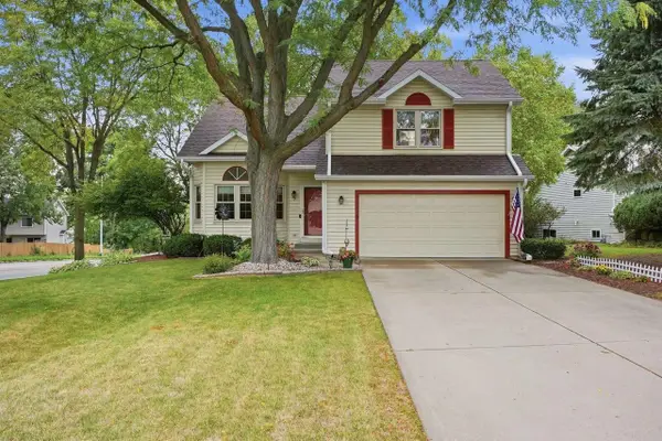 2 Cottonwood Circle, Madison, WI 53704