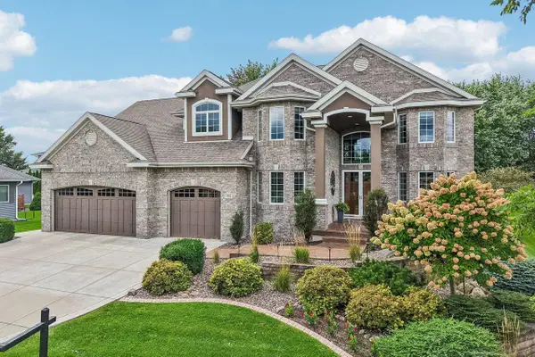 416 S Brookwood Drive, Mount Horeb, WI 53572
