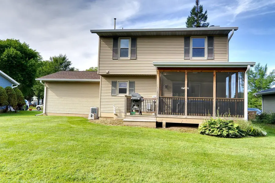 3205 CLOVE Drive, Madison, WI 53704 - #3