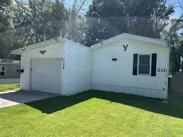 311 Smith Drive, Beaver Dam, WI 53916