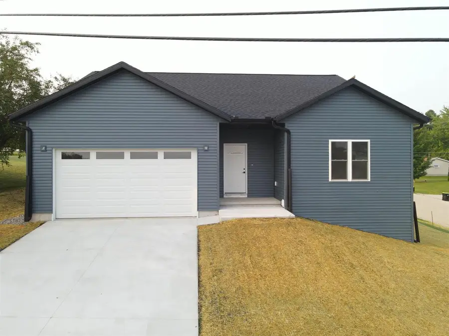 400 Hollander Street, Markesan, WI 53946 - #3
