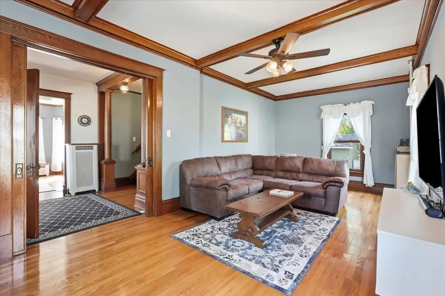 213 W Rollin Street, Edgerton, WI 53534 - #3