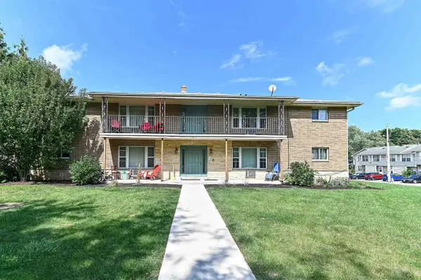 4284 S Whitnall Avenue, Milwaukee, WI 53207