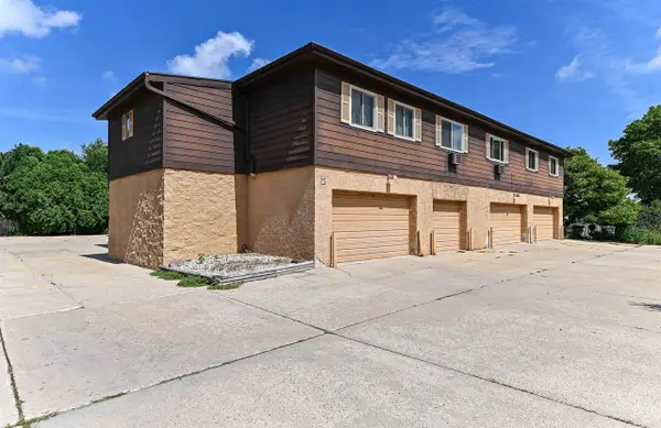 718 W Grange Avenue, Milwaukee, WI 53221
