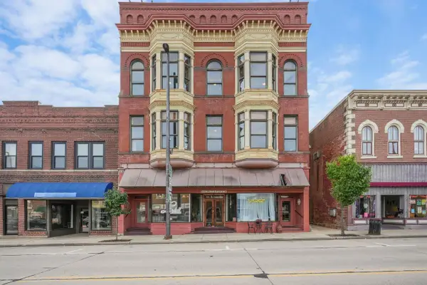130/134/138 N Iowa Street, Dodgeville, WI 53533