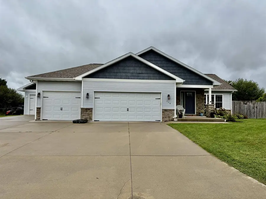 114 Clover Lane, Janesville, WI 53548 - #2
