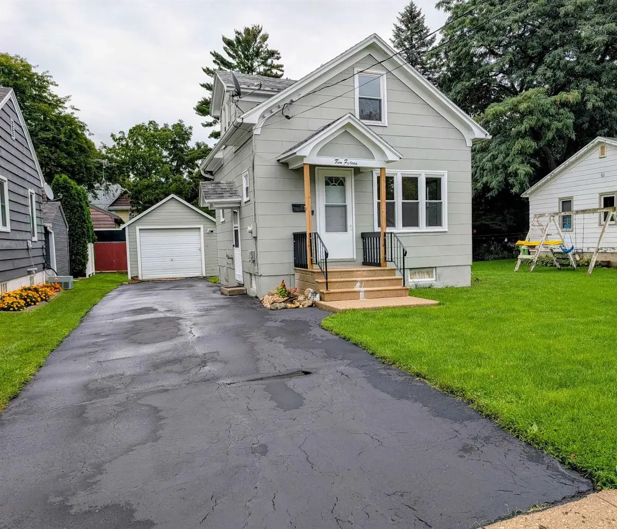215 Wayland Street, Beaver Dam, WI 53916 - #1