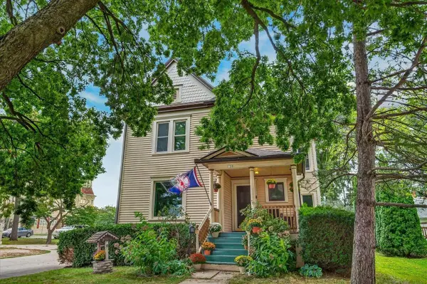 131 S Spring Street, Columbus, WI 53925