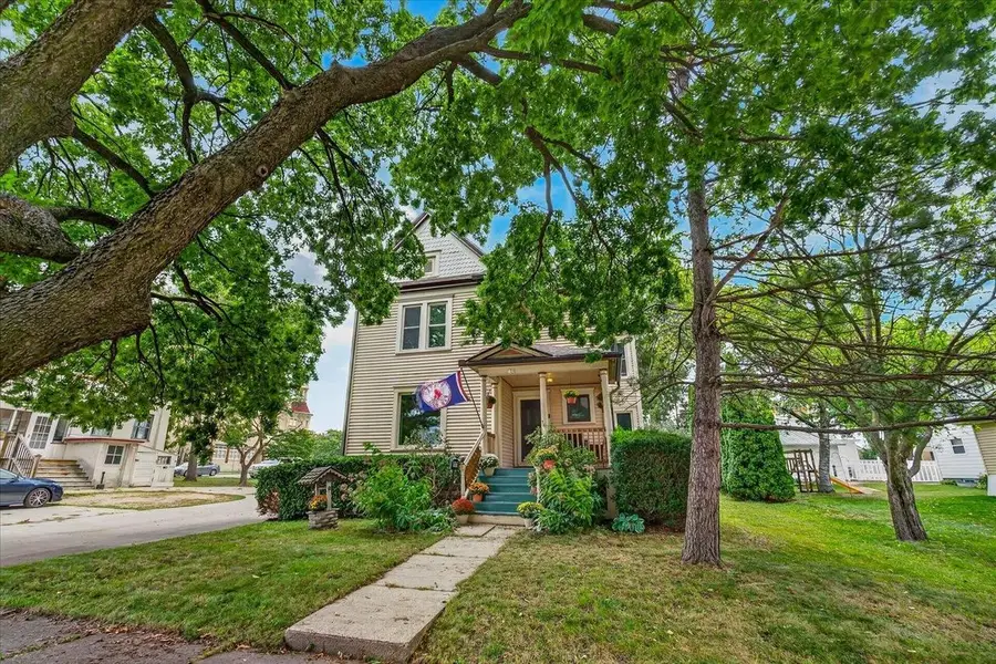 131 S Spring Street, Columbus, WI 53925 - #3