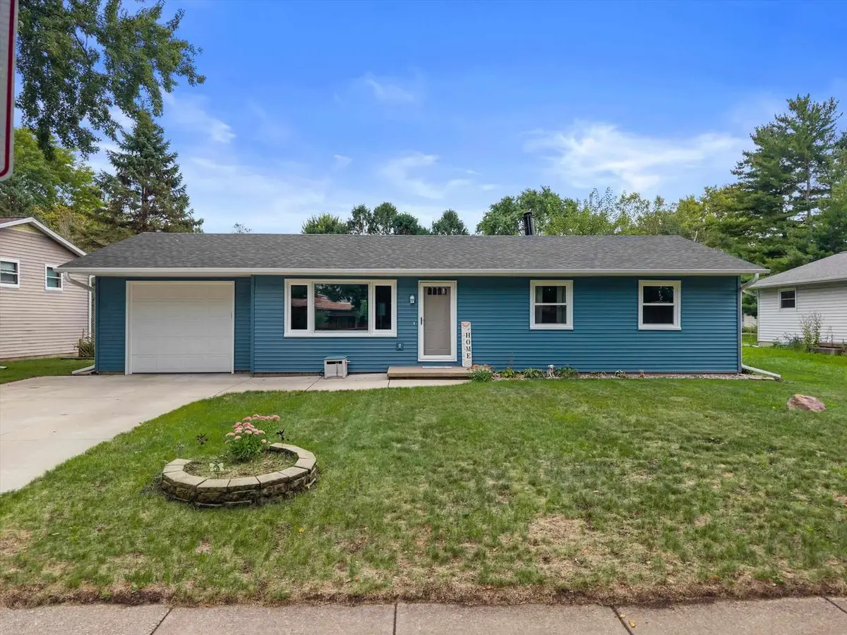 4117 Donald Drive, Madison, WI 53704 - #1