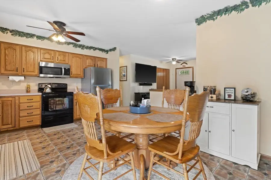 4117 Donald Drive, Madison, WI 53704 - #2