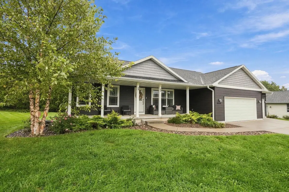 444 Fairfield Circle, Edgerton, WI 53534 - #1