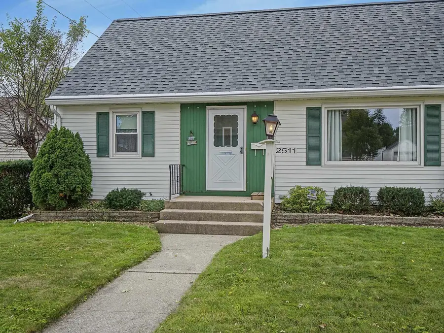 2511 8th Street, Monroe, WI 53566 - #2