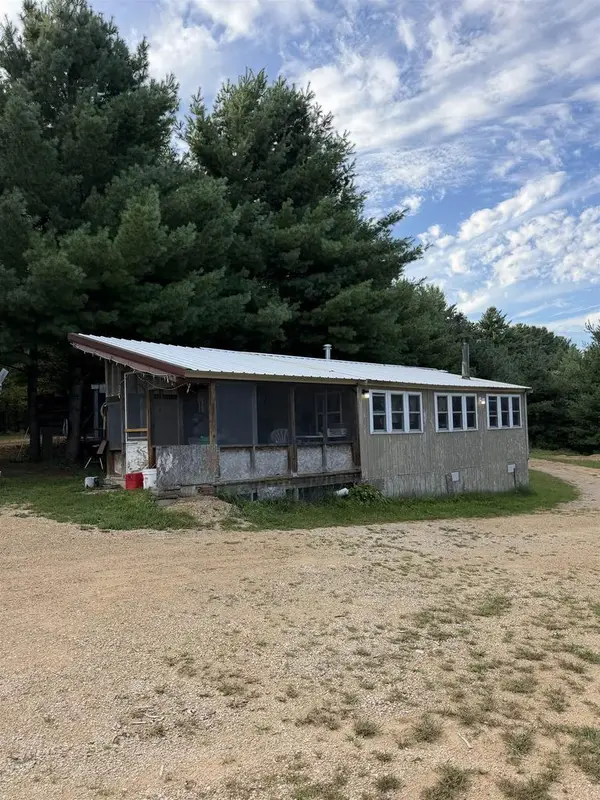 N7456 4th Avenue, Westfield, WI 53964