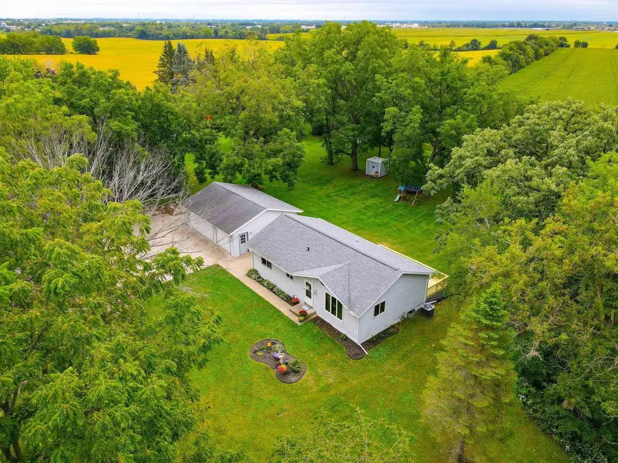 326 E Russell Road, Janesville, WI 53545 - #2